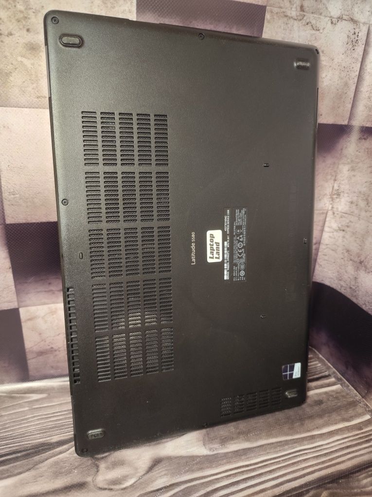 Dell 5590 Nvidia 940 I7 7820HQ 8 ram 128 SSD Excellent Bat ноутбук