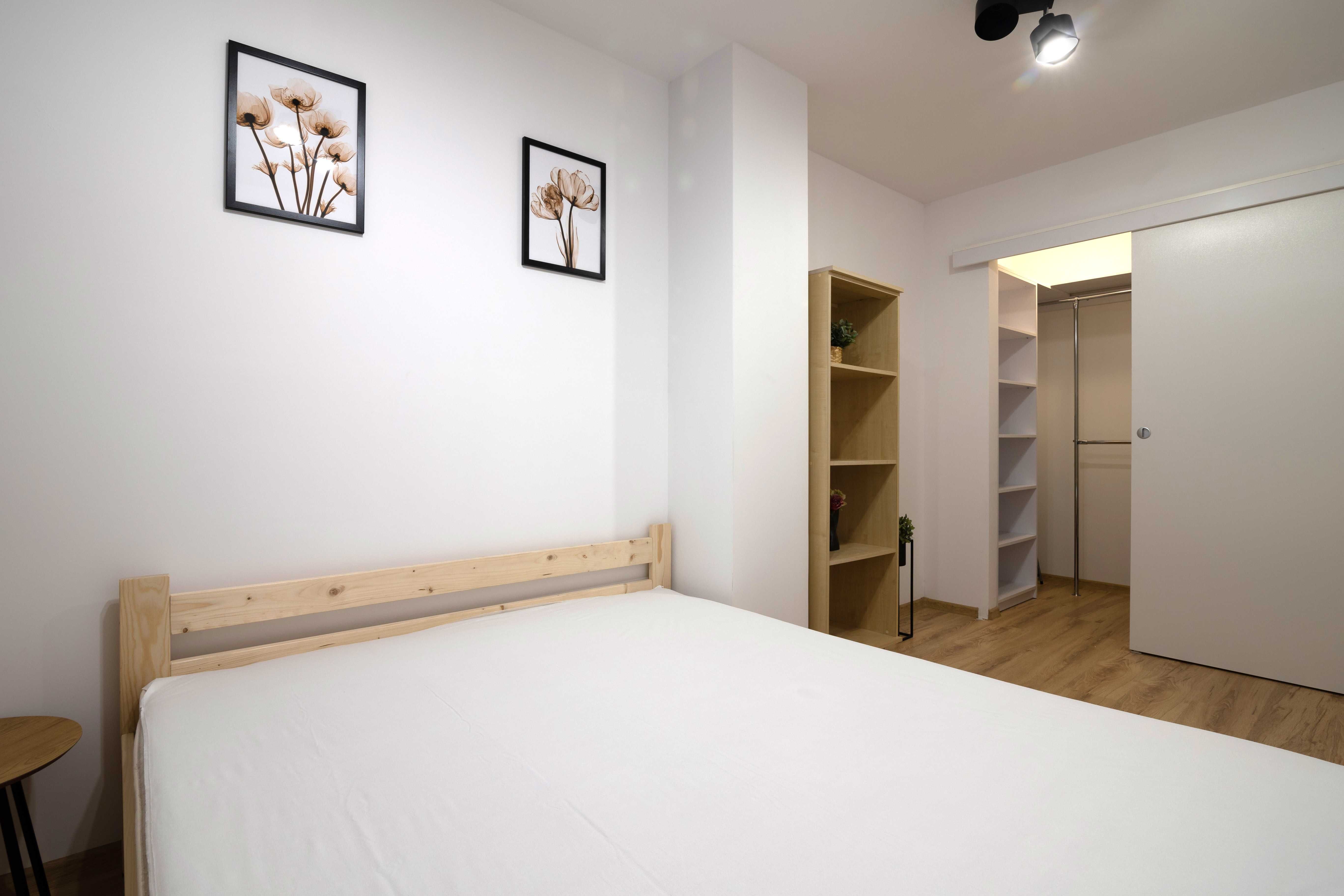 Apartament wysoki standard, miejsce postojowe
