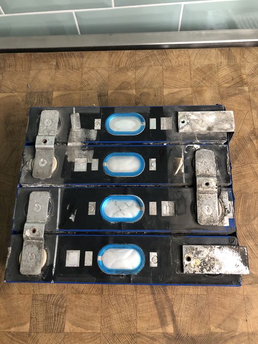 Готовая сборка ячеек LiFePO4 на 12,8V ємністю 100Ah и 200ah