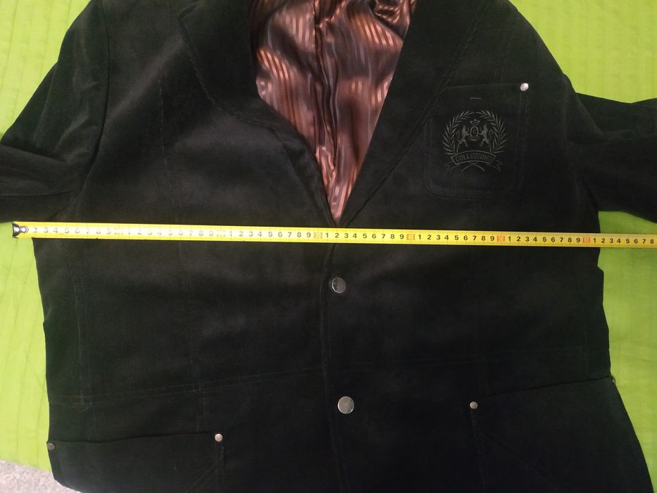 Черный вельветовый пиджак на молодого человека, большой размер.