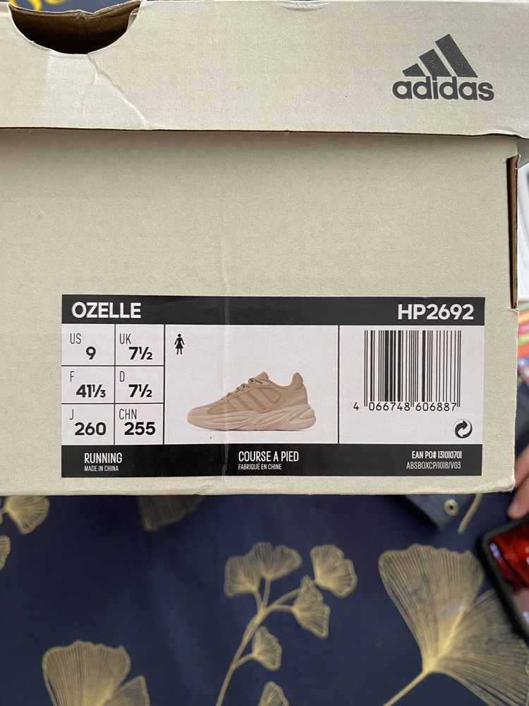 Sapatilhas Adidas Ozelle  Novas