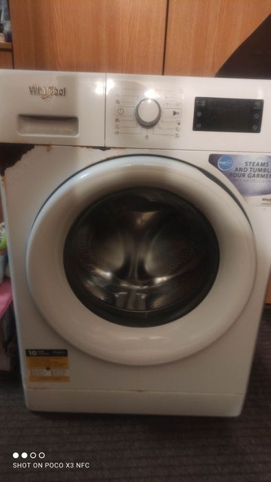 Пральна машинка Whirlpool