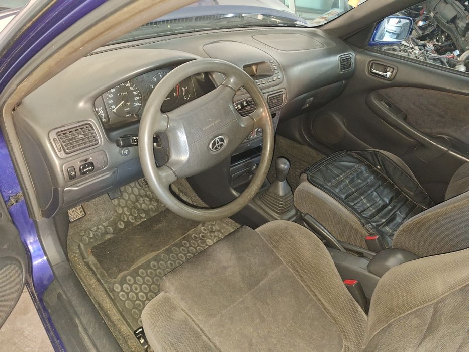 Toyota corola e11 1.4 vvti para peças