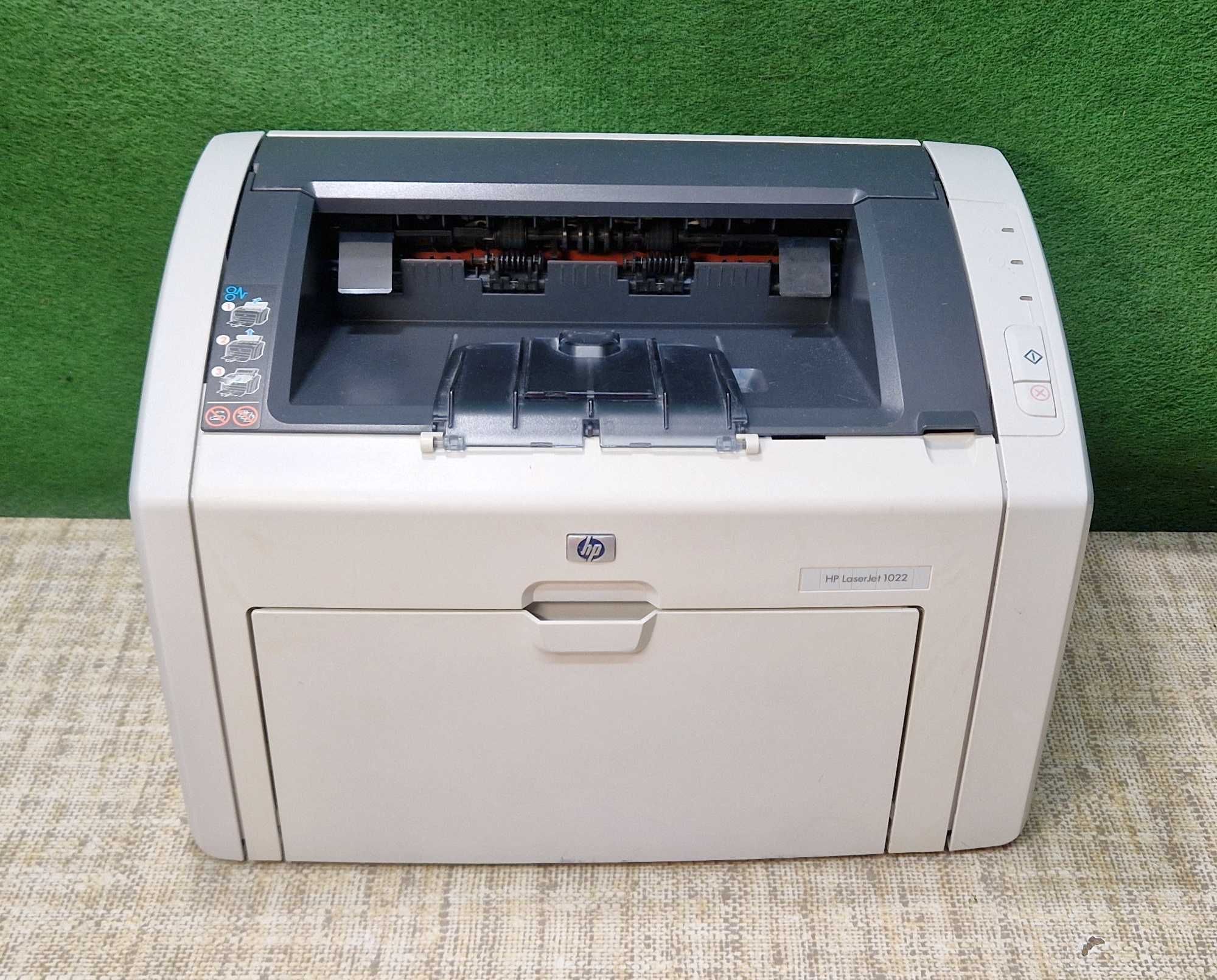 Drukarka laserowa HP 1022 - toner , komplet kabli