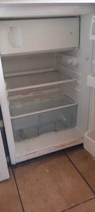 Lodówka podblatowa z zamrażarką BEKO