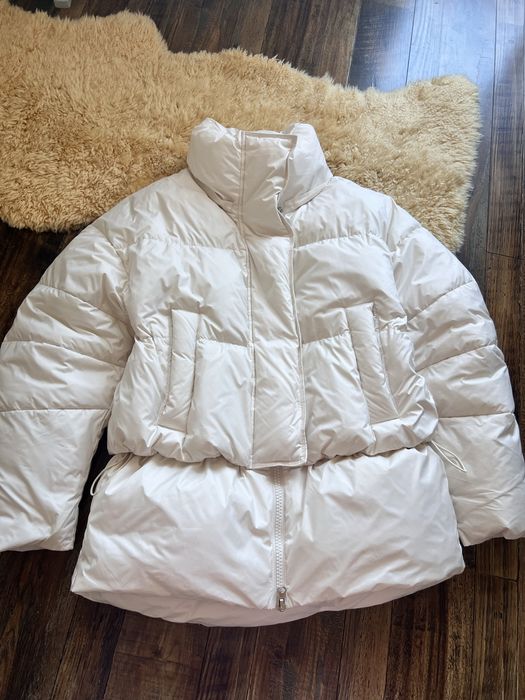 Пуховик пуфер молочний с-м