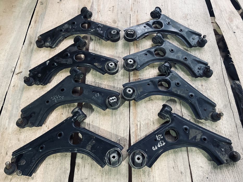 Рычаг Фиат Добло 263 кузов 2010-2017 Опель Комбо D