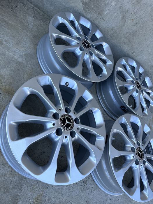 Диски 17 5,112 ЕТ38 6,5jx17h2 Mercedes GLa w156