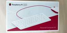 Набор Raspberry Pi 400 Computer Kit.