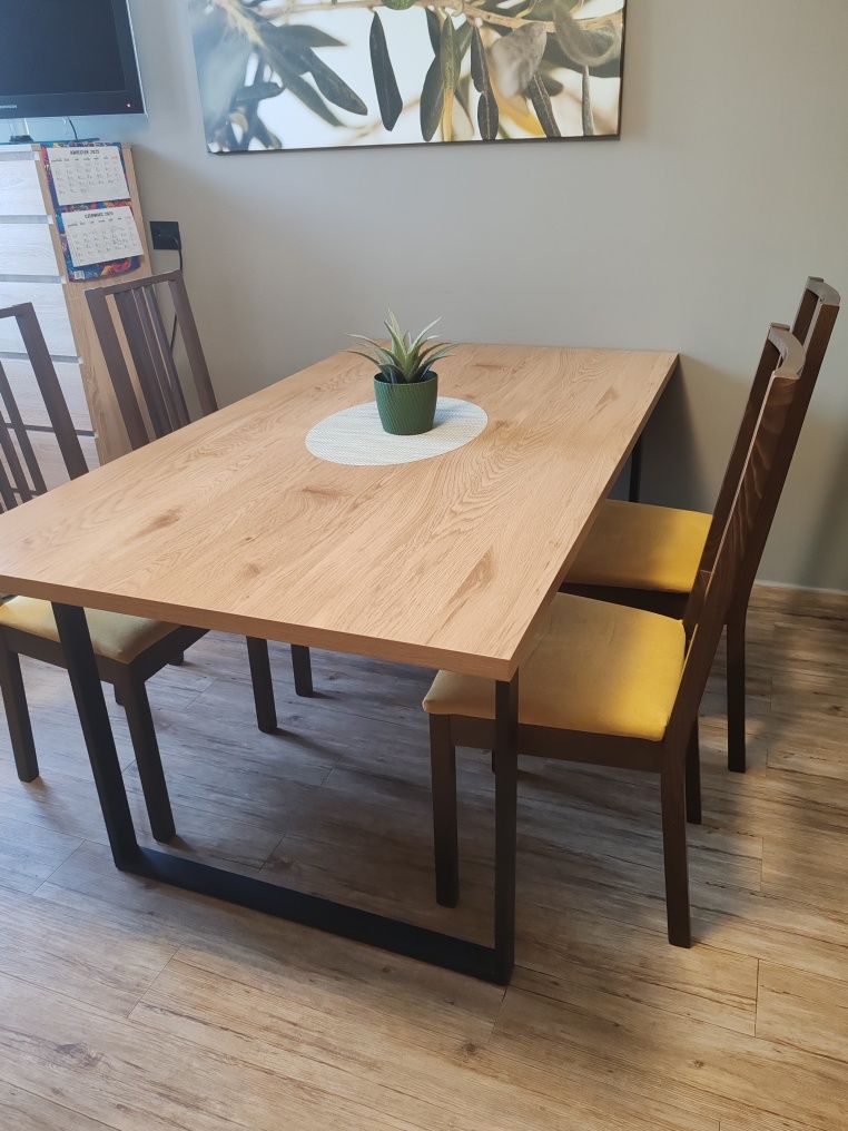 Zestaw 4 krzeseł Ikea Bjursta z żółtymi pokrowca mi.