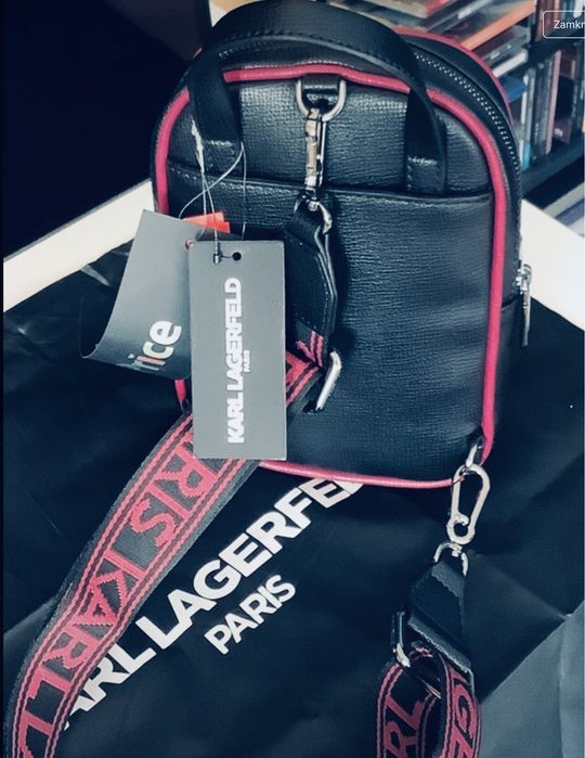 Listonoszka Karl Lagerfeld, kolorowa, pasek-logo, kieszenie,