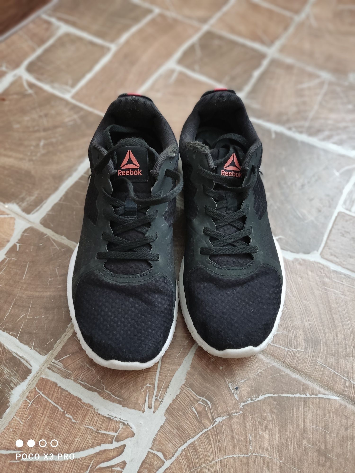 Кроссовки Reebok 38