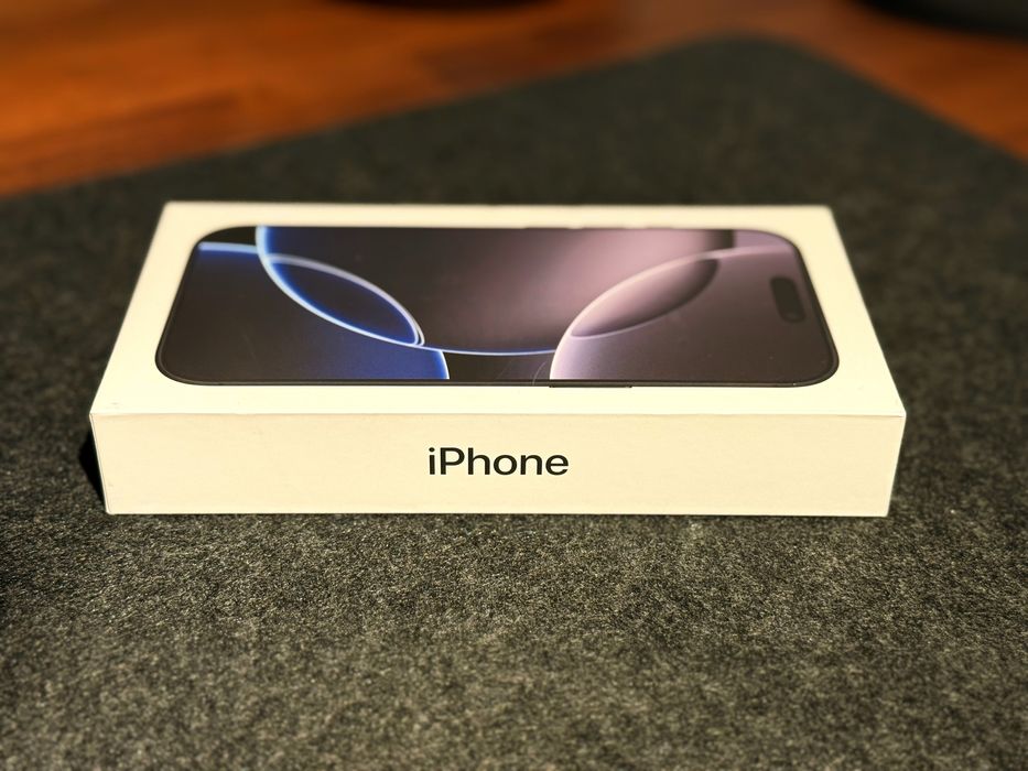 Iphone 16 Pro 256GB (Como novo + Garantia + Case Magsafe)