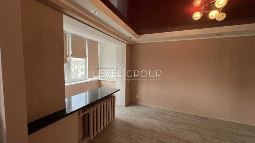 Продаж 2-кім квартири, 5 поверх  біля м. Нивки