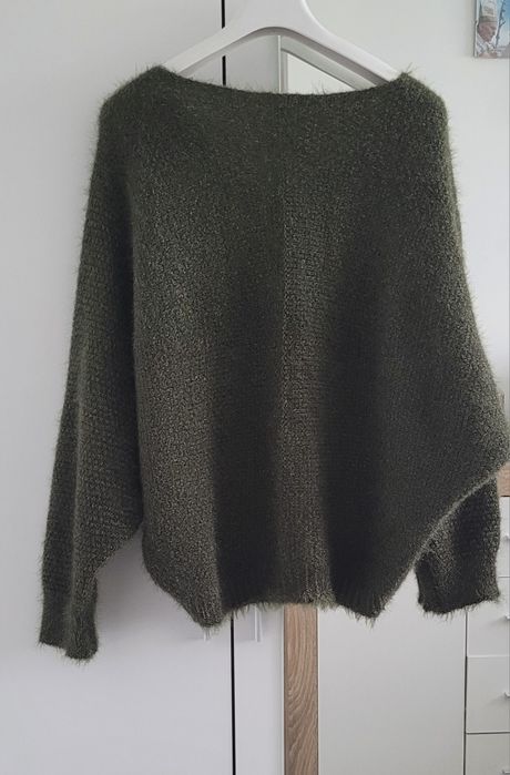Sweterek oliwka 40-42 10% wełny