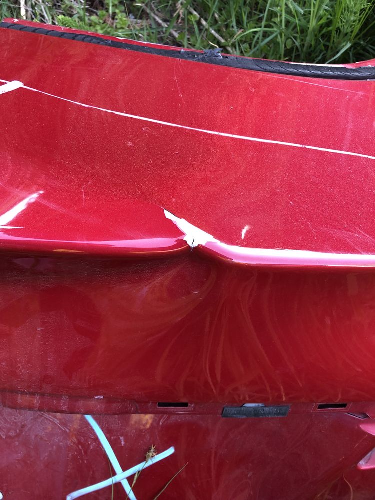 Кришка багажника ляда Tesla model s