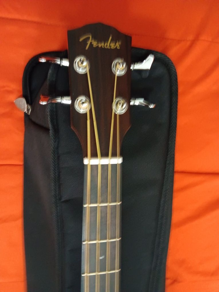 Baixo eletroacústico Fender CB100 CE