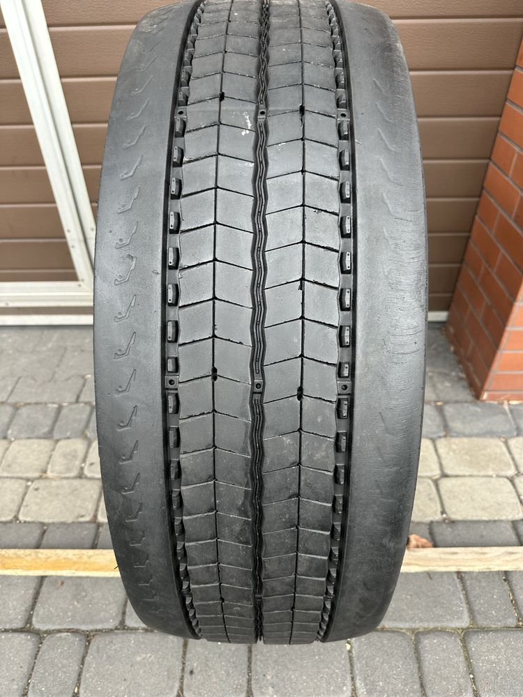 315/60 Michelin X Multi Z