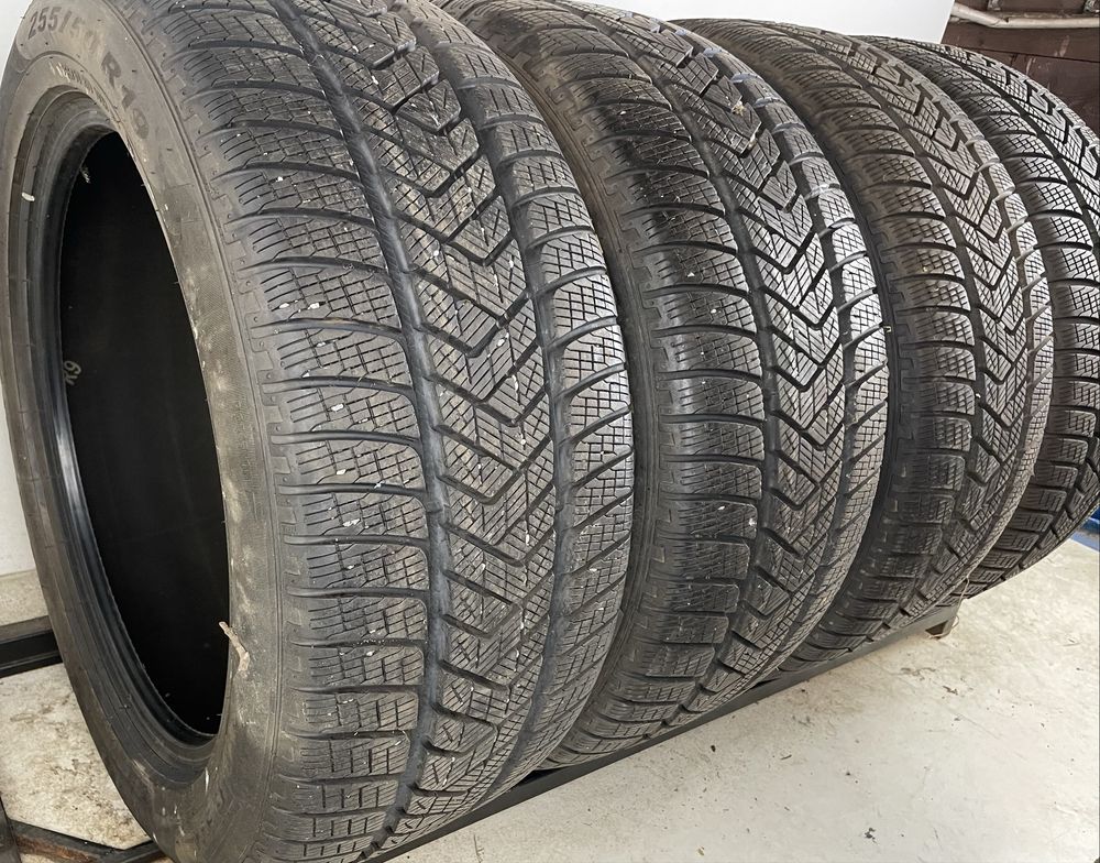 255/50R19 235/55R19 Pirelli Scorpion Winter M0