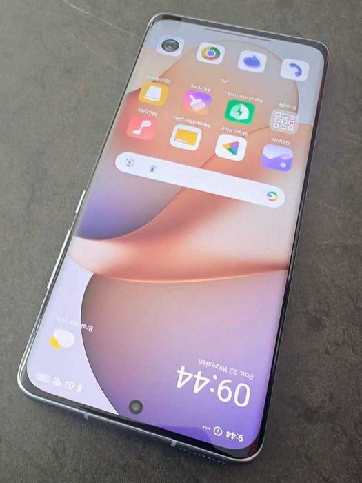 Xiaomi 12 5g 8+5/256 GB Edge AMOLED 120hz Harman Kardon snap 8 gen 1