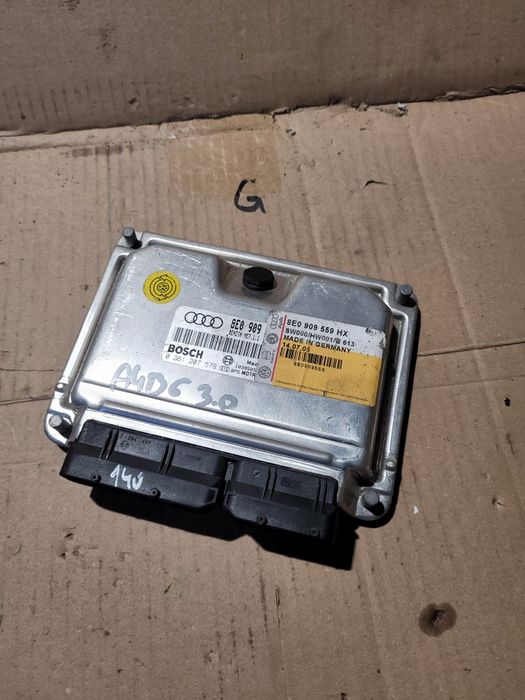Komputer sterownik silnika audi a4 b6 3.0 benzyna 2004r