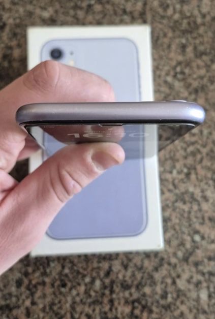 Iphone 11 Cena 600zł