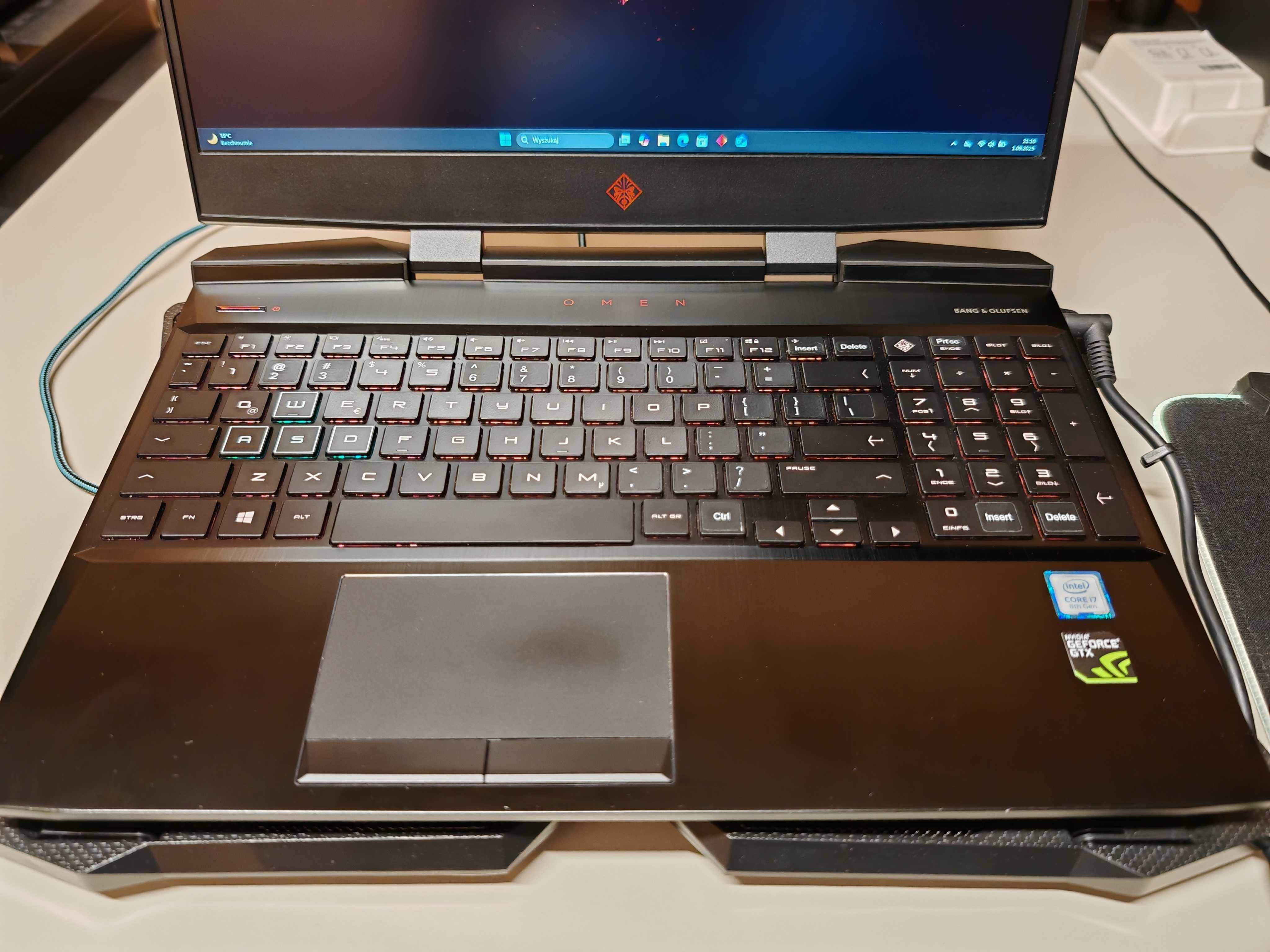 Laptop HP Omen 15-dc0006ng i7- 8750H GTX1060 6GB 32GB 1.5TB SSD Win11