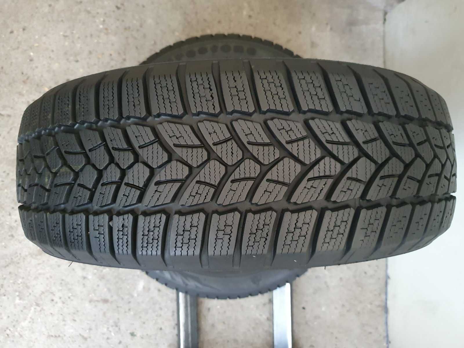 2x Firestone Winterhawk 3  185/60r15  7mm
