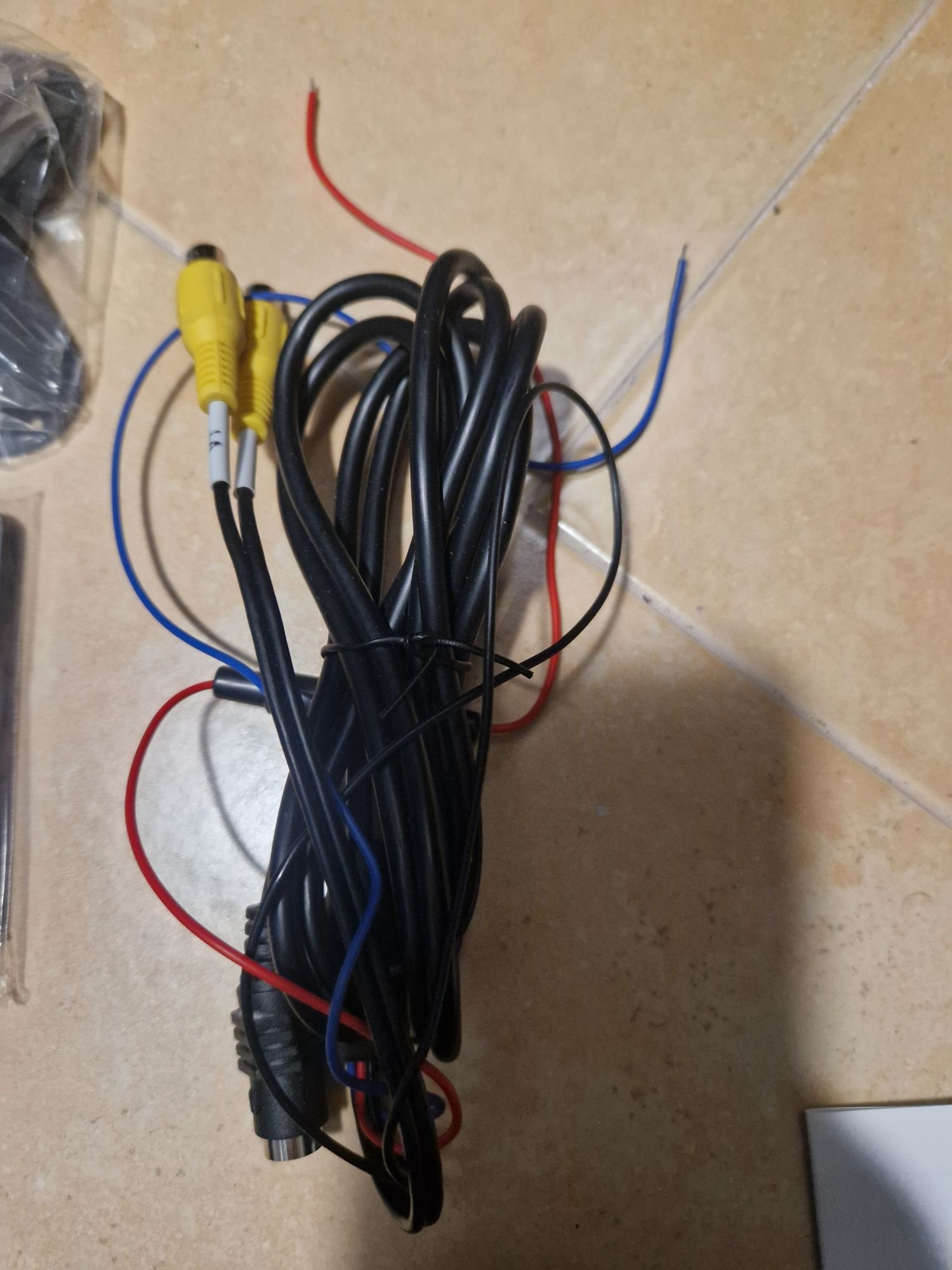 LCD color monitor