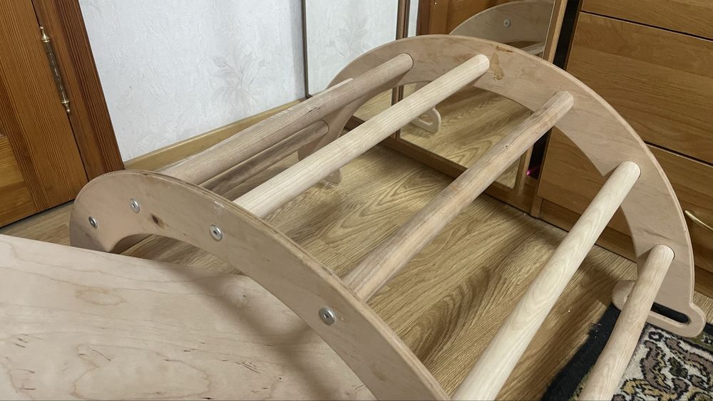 Трикутник піклера, арка, гірка дерево