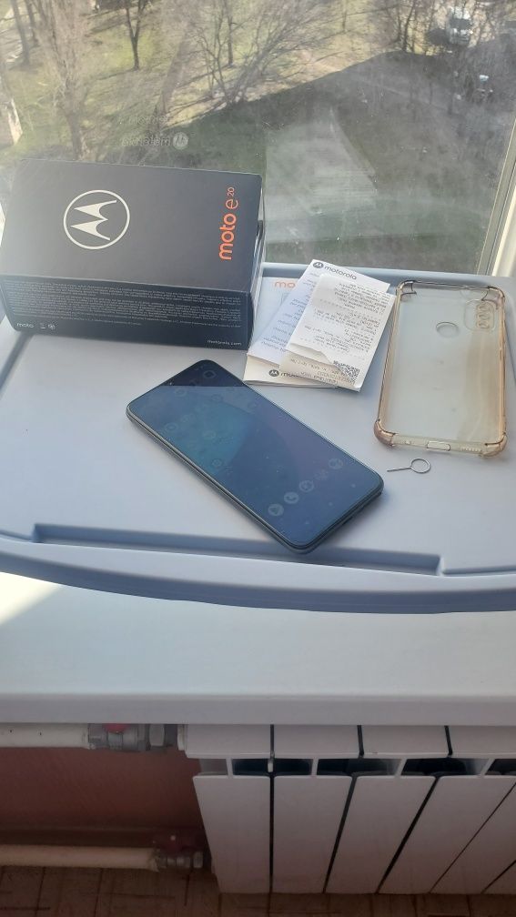 Motorola  E 20 32 gb моторола  стан як новий