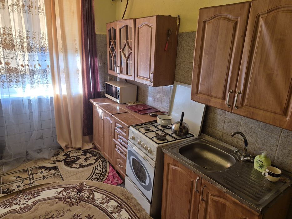 Продаж двохповерхового будинку Росвигово.