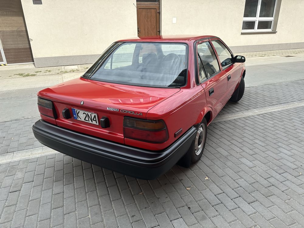 Toyota corolla 1.6 e9 żólte tablice klima automat 100 tys km jak nowa