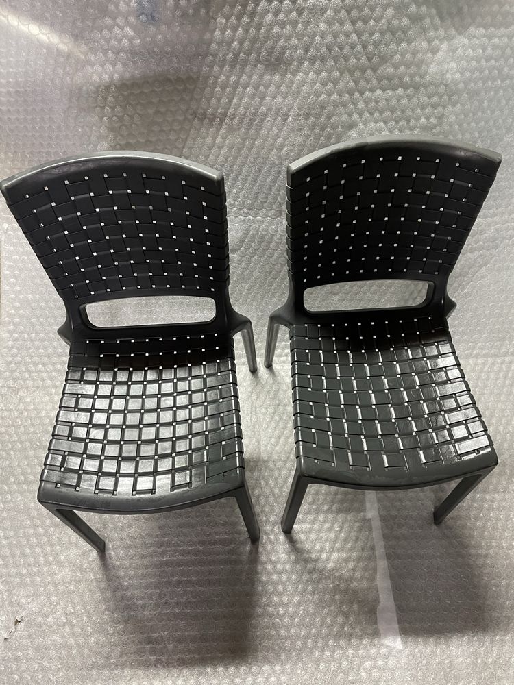 Cadeiras plastico 6