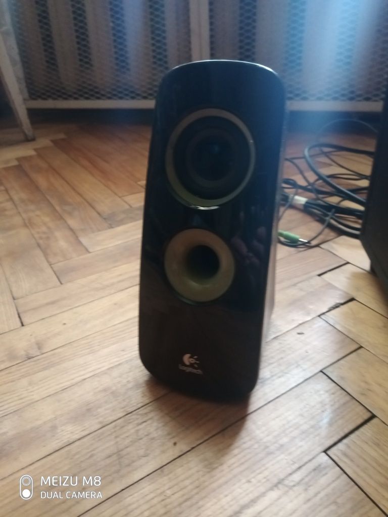 Акустика Logitech 2.1