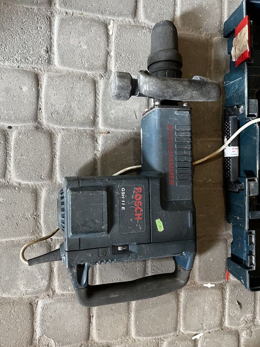 Відбійний молоток BOSCH GSH 11 E