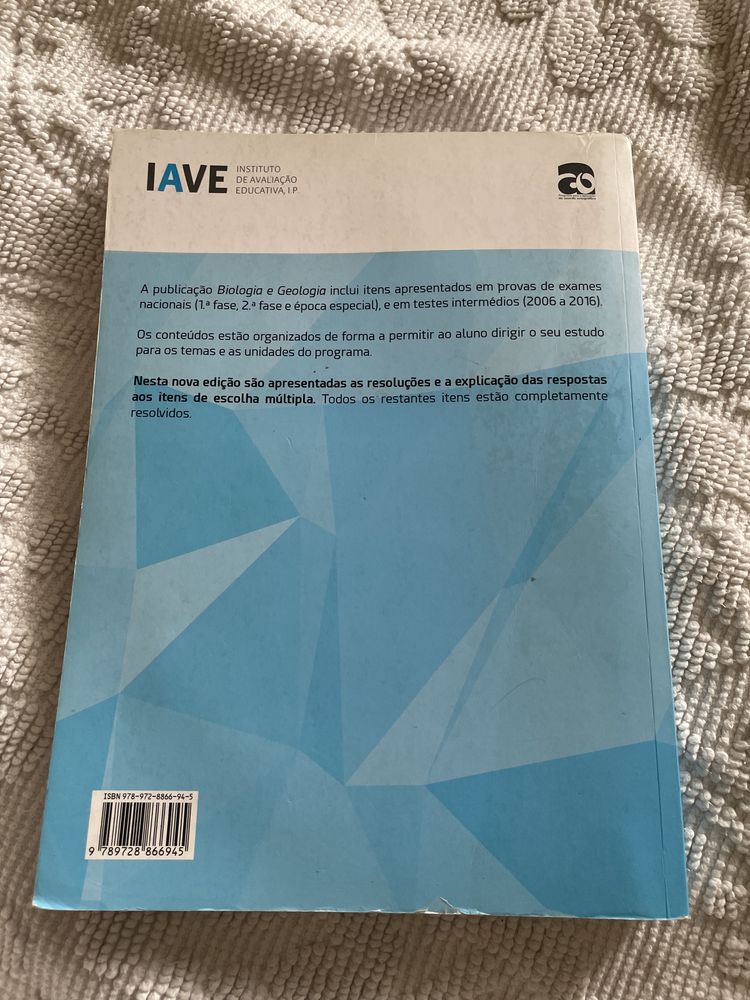 Livro para exame de Biologia e Geologia