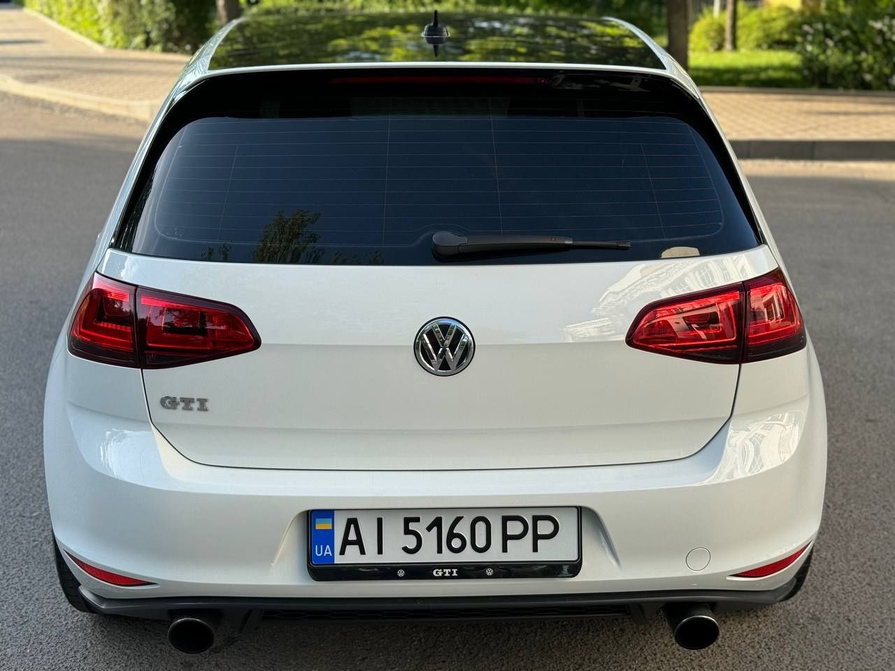 Продам Volkswagen Golf GTI