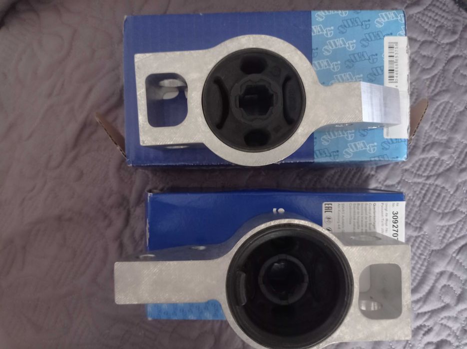 2x Tuleje wahacza SWAG PRZÓD L+P do AUDI, SEAT, SKODA, VW A3, A3 8P