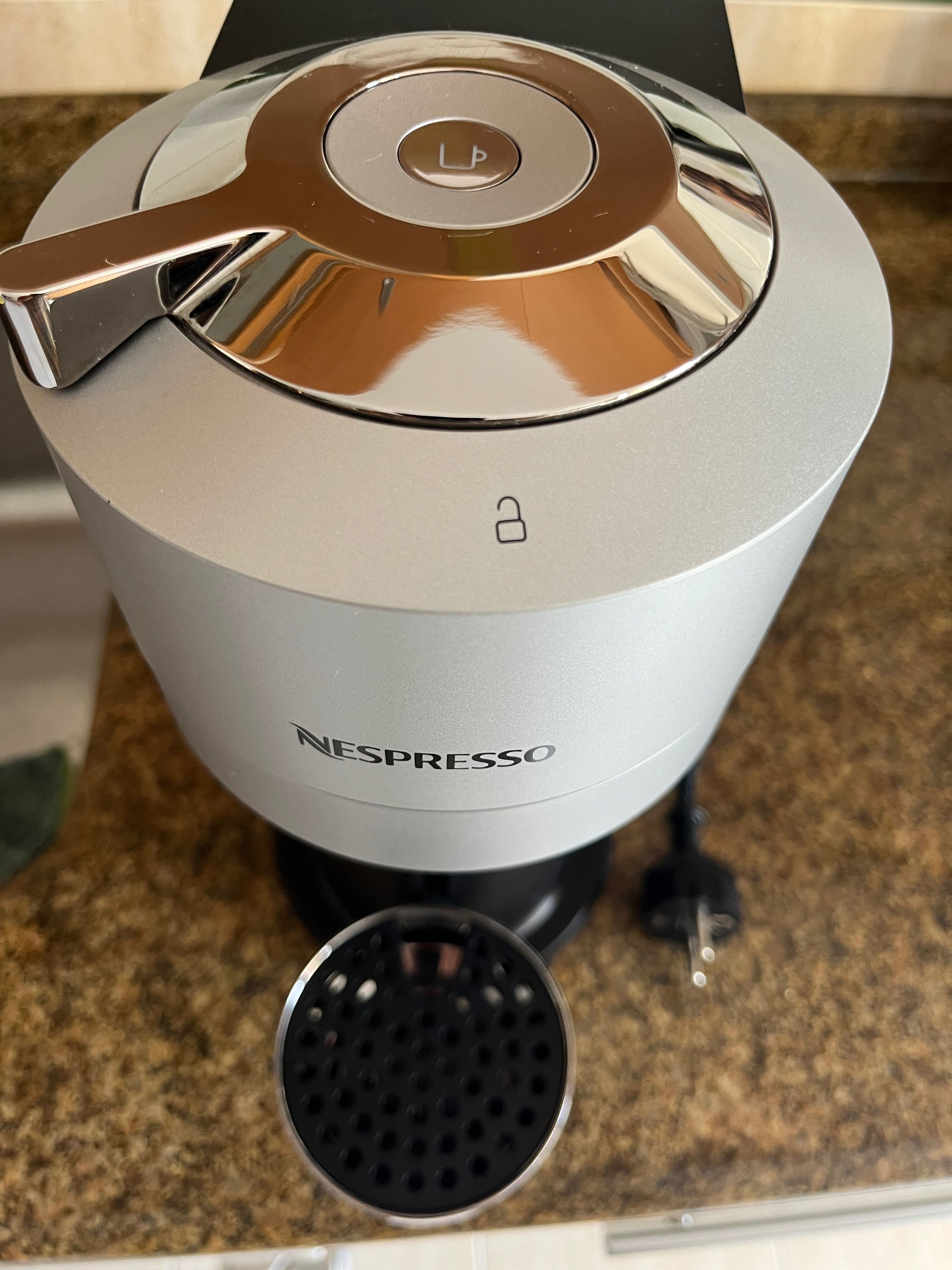 Máquina café Nespresso Vertuo Next