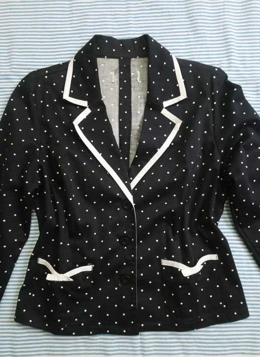 Żakiet granatowy w grochy klasyczny elegancki styl Coco Chanel