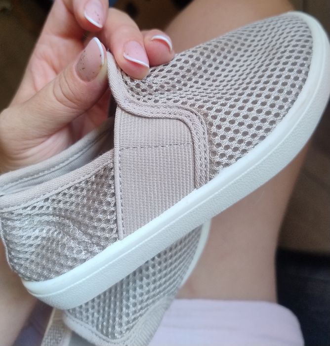 Buty beżowe  h&m ( 24)