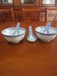 Duas tigelas e 3 colheres porcelana chinesa