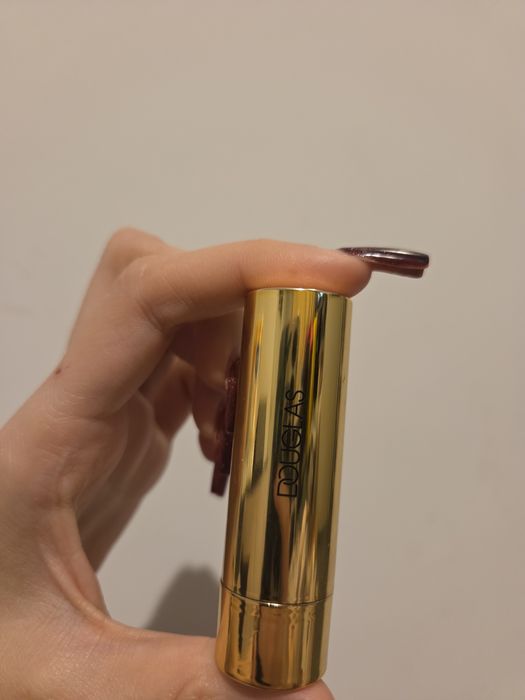 Douglas szminka retro red, nowa nieużywana