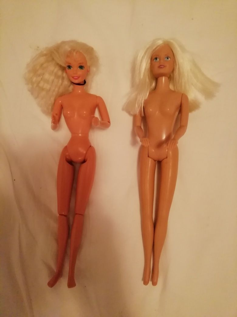 Bonecas tipo Barbies