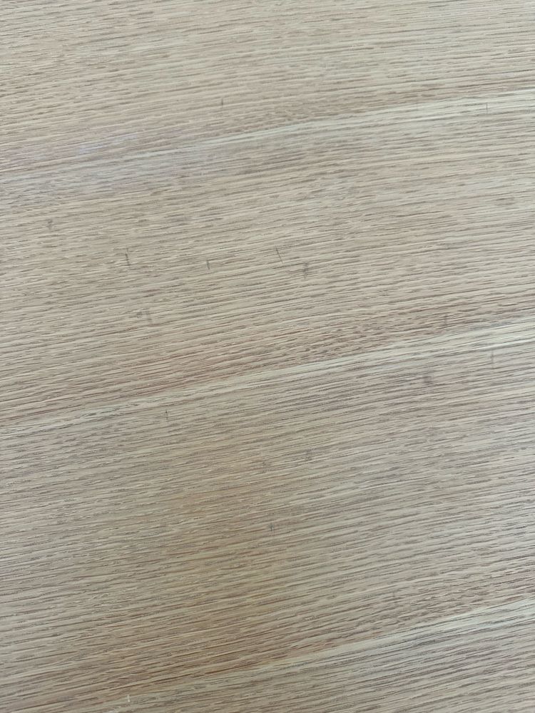 Mesa de sala de jantar em madeira (10 lugares)