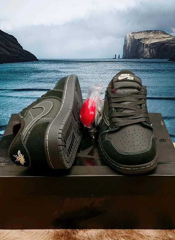 Jordan 1 Retro Low OG SP Travis Scott Black Phantom R-42