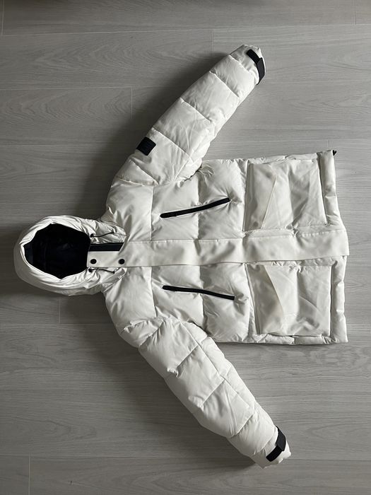 Тепла зимова куртка Reserved M