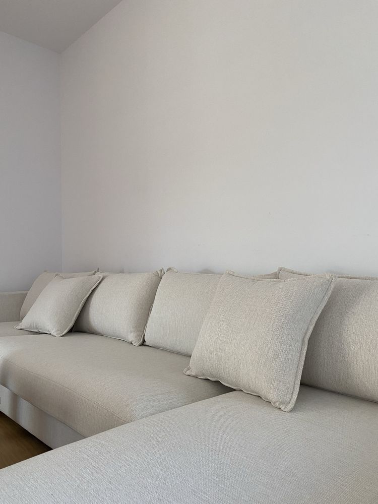 Sofa 5-osobowa Lilviken Beliani w kolorze kremowym