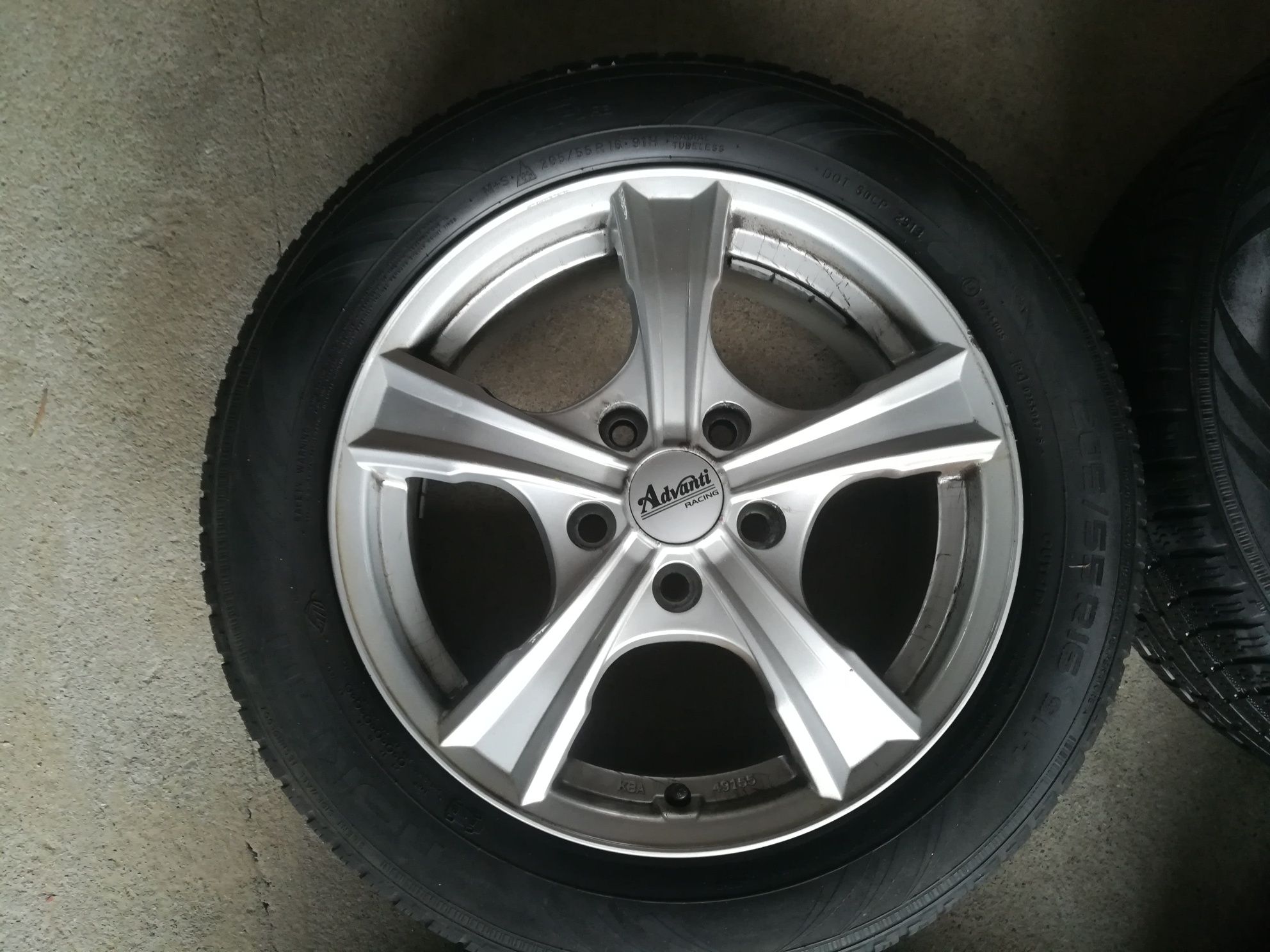 Felgi16 Advanti 5x114,3 Mazda Kia Hyundai Toyota z opona zima 8mm kpl